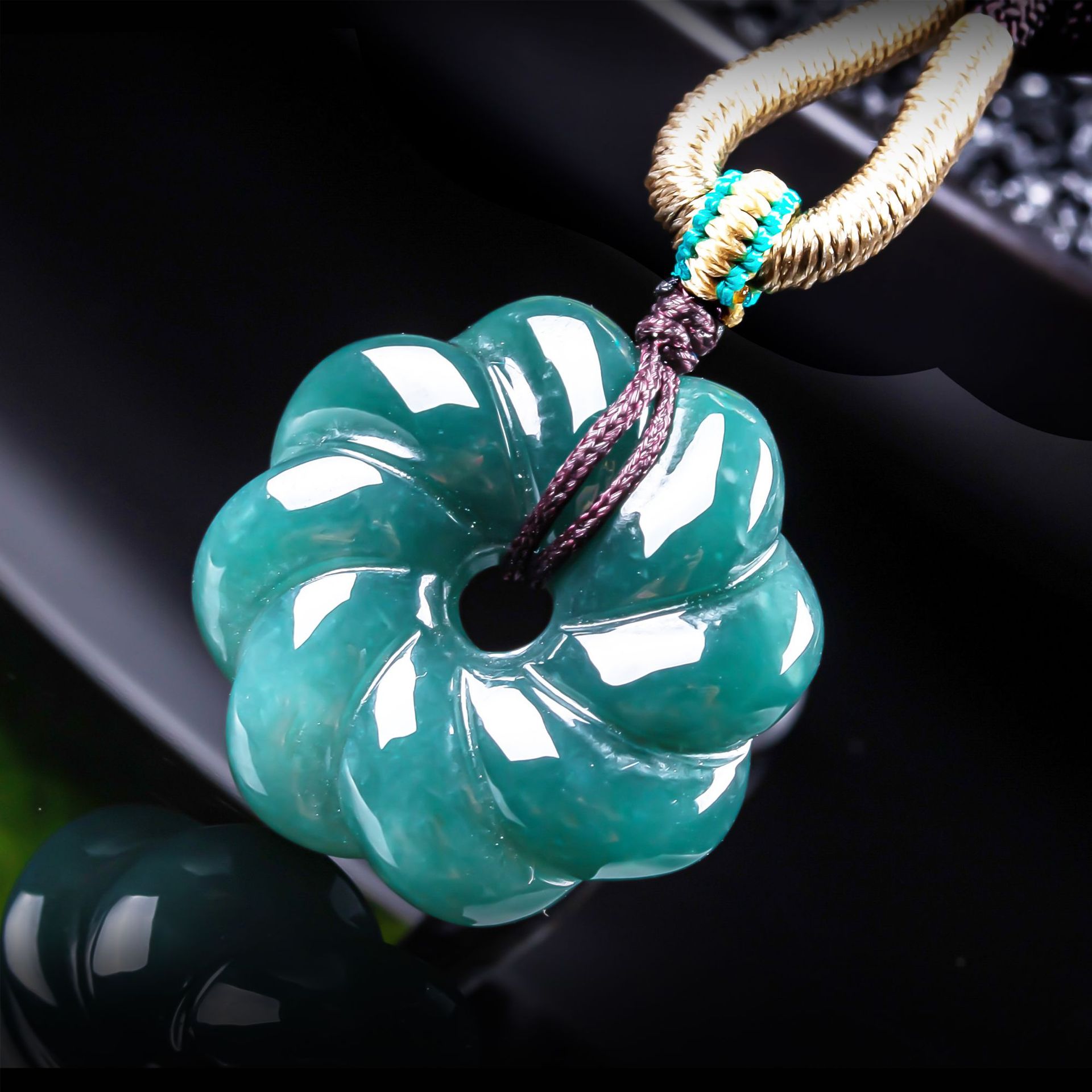 Natural Burmese Jadeite Flower - Women'S Accessories And Jewelry ulasan dan harga